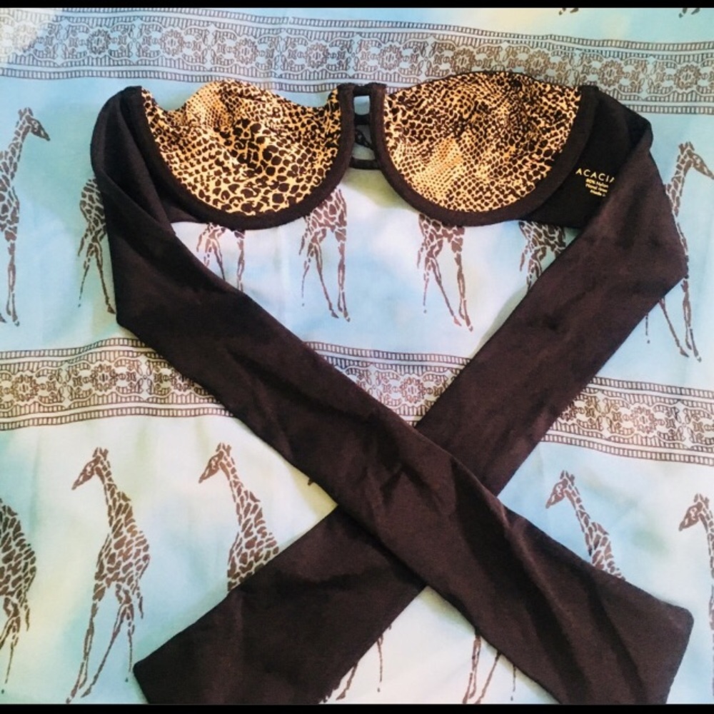 NWOT Acacia Mykonos Bikini Top Storm Large